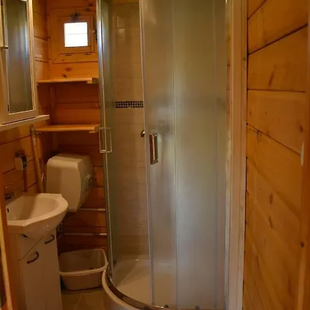 Dorjan - Letniskowe 度假居 *